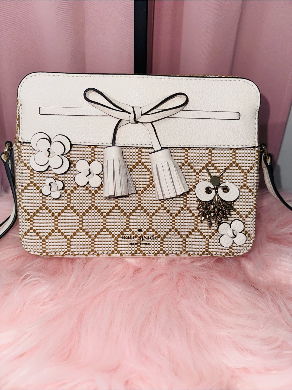 Kate Spade Crossbody – Quiet Luxury… but make it a little extra ♠️